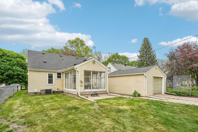 6820 Sheridan Avenue S, Richfield, MN 55423