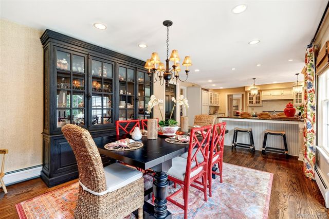 6 Oxford Court, New City, NY 10956