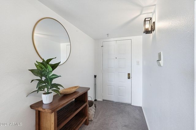 425 S PARKCREST Street 327, Mesa, AZ 85206
