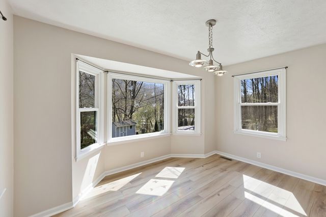 3363 Tyree Springs Rd, Hendersonville, TN 37075