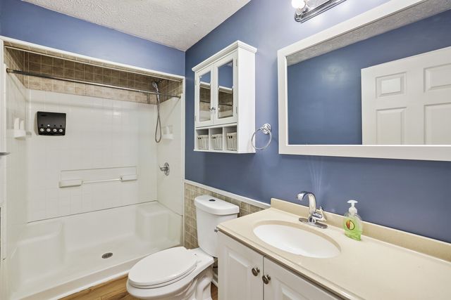 3363 Tyree Springs Rd, Hendersonville, TN 37075