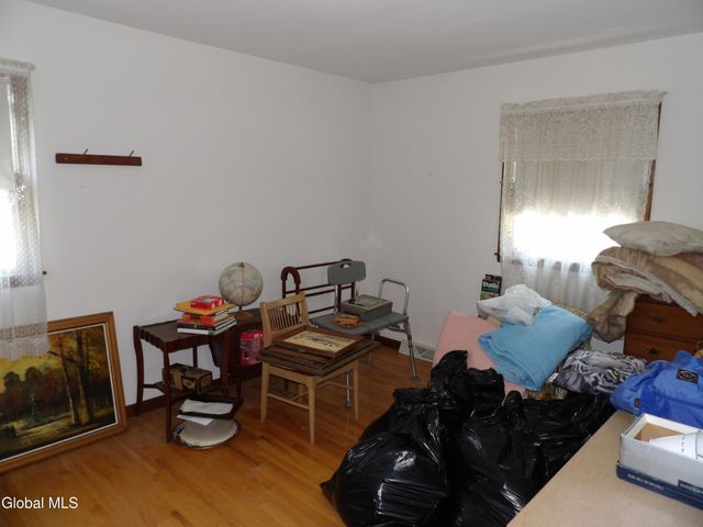 30 Donegal Avenue, Troy, NY 12180