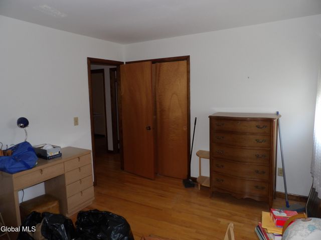 30 Donegal Avenue, Troy, NY 12180