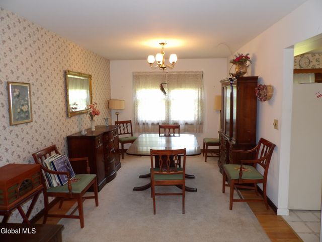 30 Donegal Avenue, Troy, NY 12180