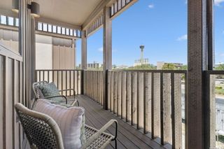 562 McMonigal Pl., San Antonio, TX 78210