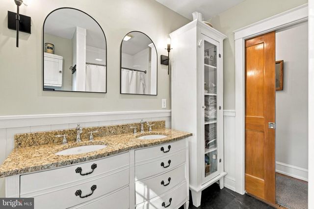 450 S BROAD ST, Lititz, PA 17543