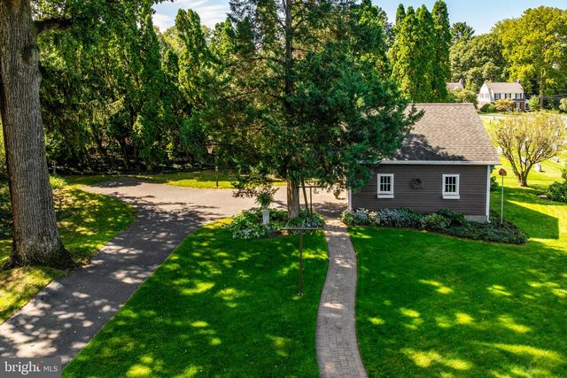 450 S BROAD ST, Lititz, PA 17543