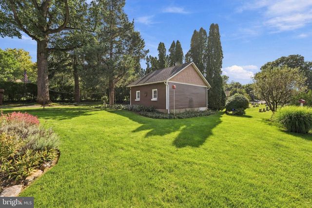 450 S BROAD ST, Lititz, PA 17543