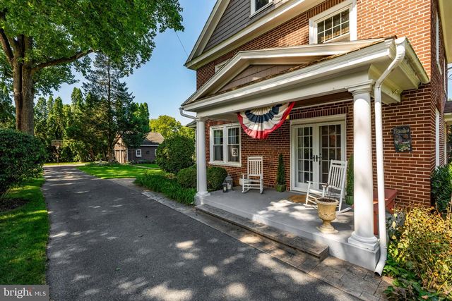 450 S BROAD ST, Lititz, PA 17543