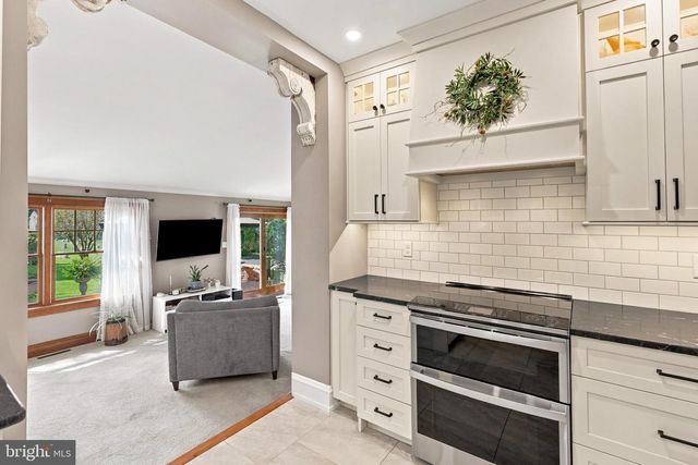 450 S BROAD ST, Lititz, PA 17543