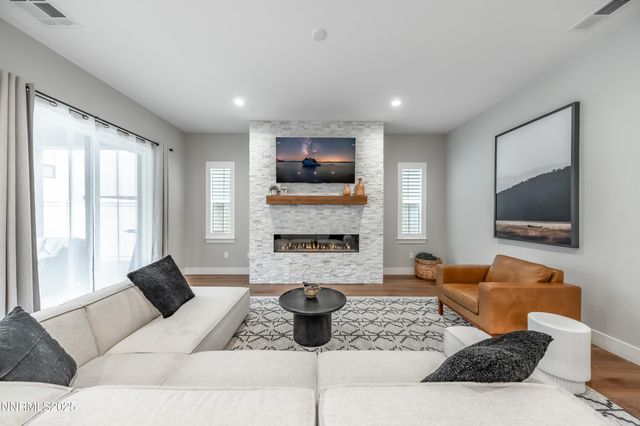 5453 Side Saddle Trail, Reno, NV 89511