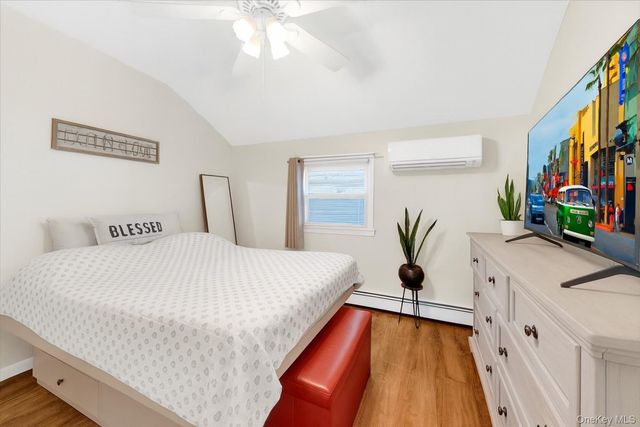 6 Edgewater Park 6D, Bronx, NY 10465