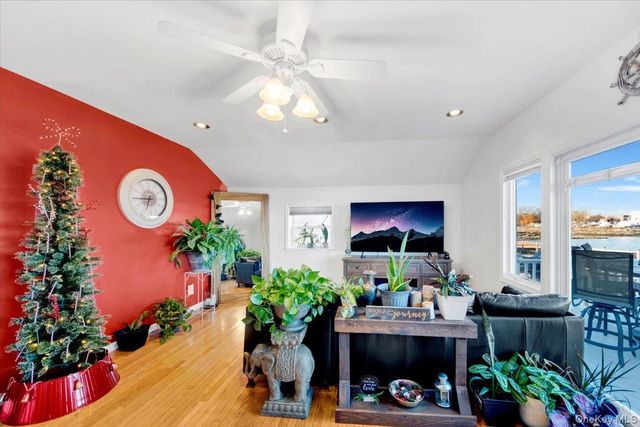 6 Edgewater Park 6D, Bronx, NY 10465