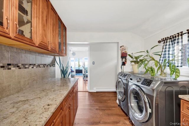 6 Edgewater Park 6D, Bronx, NY 10465