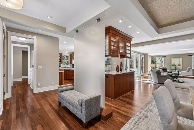 154 Babcock Lane, Wayzata, MN 55391