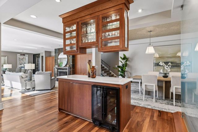 154 Babcock Lane, Wayzata, MN 55391