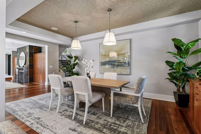 154 Babcock Lane, Wayzata, MN 55391