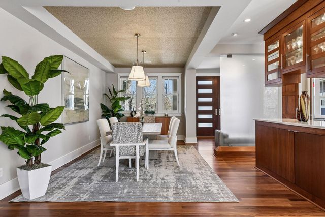 154 Babcock Lane, Wayzata, MN 55391