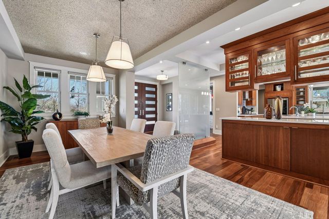 154 Babcock Lane, Wayzata, MN 55391