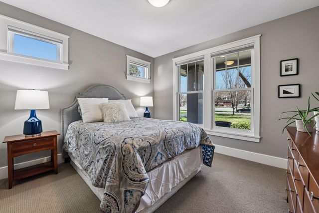 154 Babcock Lane, Wayzata, MN 55391