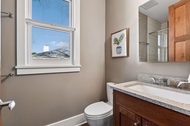 154 Babcock Lane, Wayzata, MN 55391