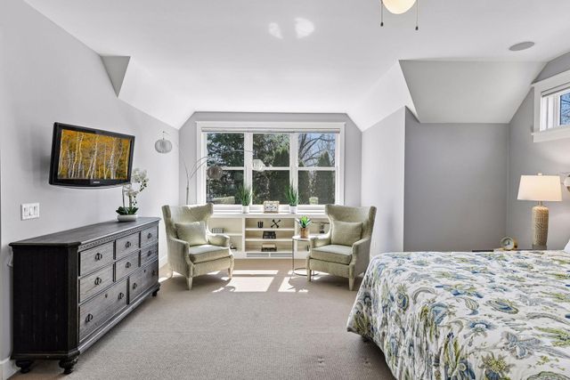 154 Babcock Lane, Wayzata, MN 55391