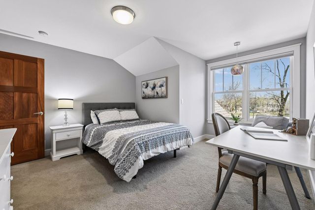 154 Babcock Lane, Wayzata, MN 55391