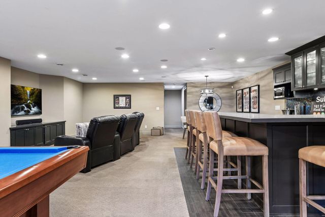 154 Babcock Lane, Wayzata, MN 55391