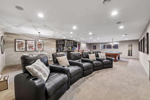 154 Babcock Lane, Wayzata, MN 55391