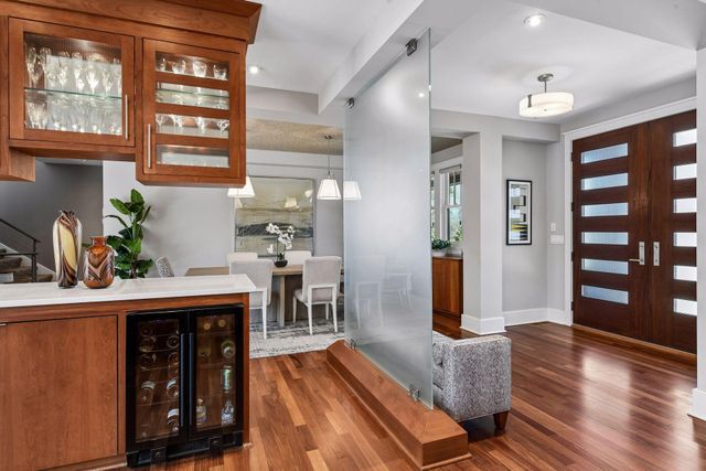 154 Babcock Lane, Wayzata, MN 55391