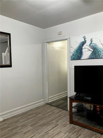 10 South Brook Street, Allentown City, PA 18109