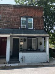 10 South Brook Street, Allentown City, PA 18109