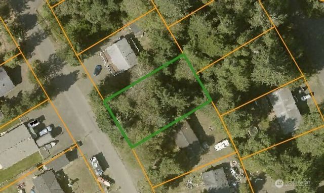 682 Copalis Avenue NE, Ocean Shores, WA 98569