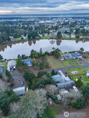 682 Copalis Avenue NE, Ocean Shores, WA 98569