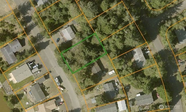 682 Copalis Avenue NE, Ocean Shores, WA 98569