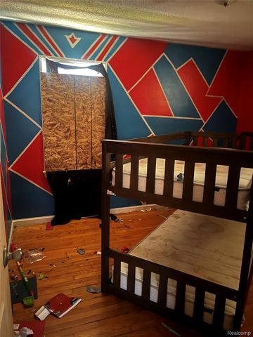 15003 Young Street, Detroit, MI 48205