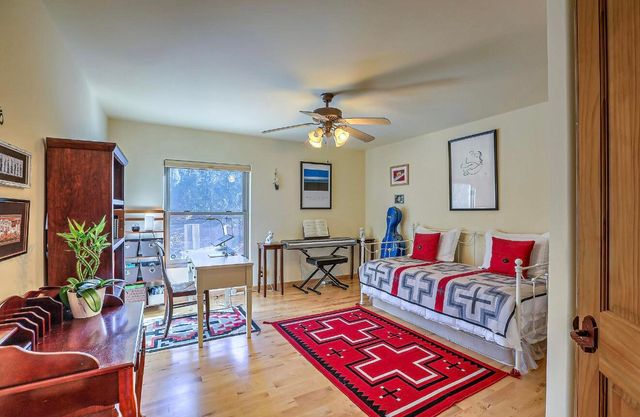 11 Tres Amigos Road, Placitas, NM 87043