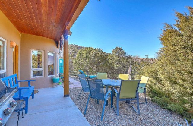 11 Tres Amigos Road, Placitas, NM 87043