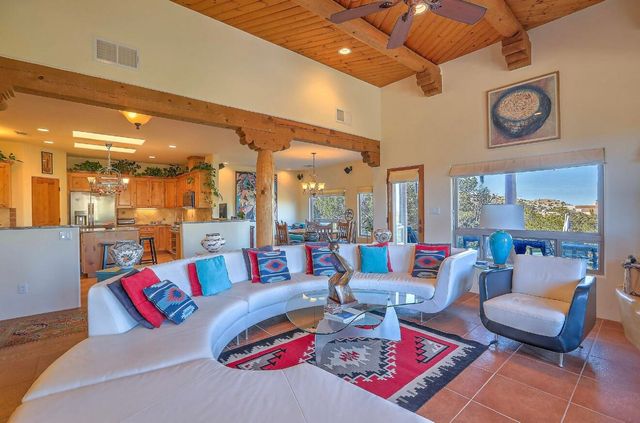 11 Tres Amigos Road, Placitas, NM 87043