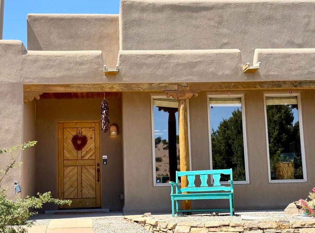 11 Tres Amigos Road, Placitas, NM 87043