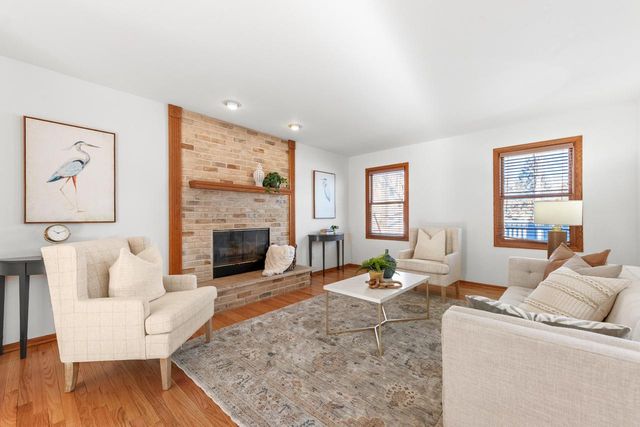 14040 W Glendale AVENUE, Brookfield, WI 53005