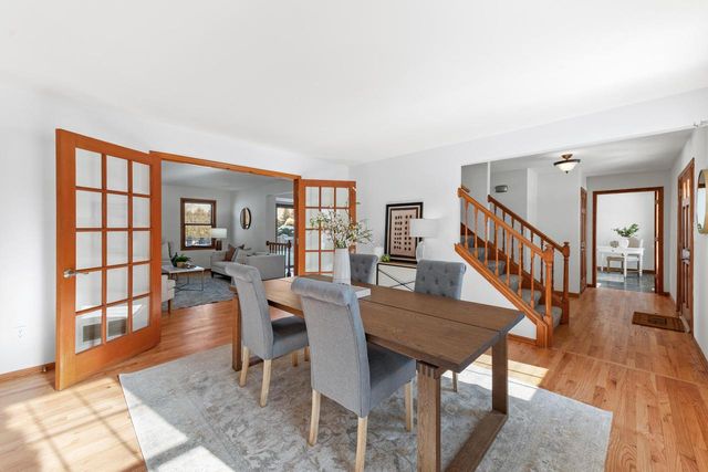 14040 W Glendale AVENUE, Brookfield, WI 53005