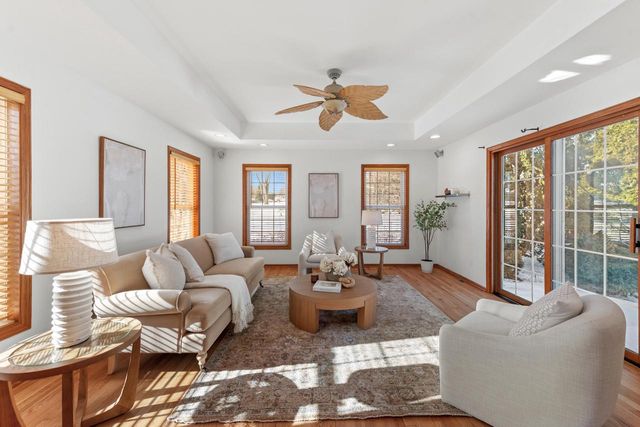 14040 W Glendale AVENUE, Brookfield, WI 53005