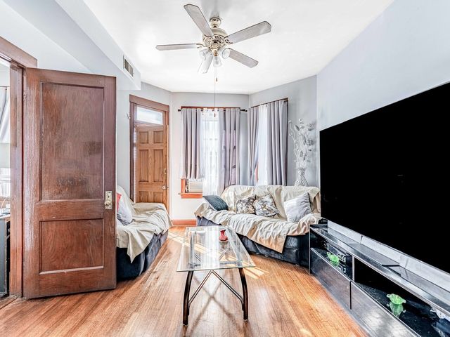 6243 S Wood Street, Chicago, IL 60636