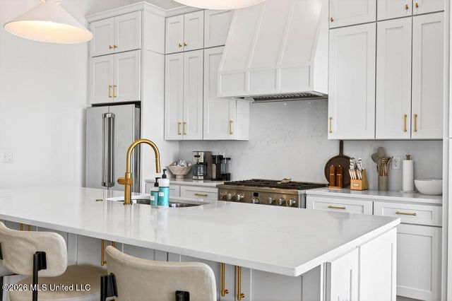 26460 W Beach Boulevard, Pass Christian, MS 39571