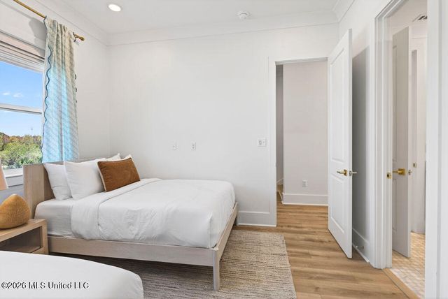 26460 W Beach Boulevard, Pass Christian, MS 39571