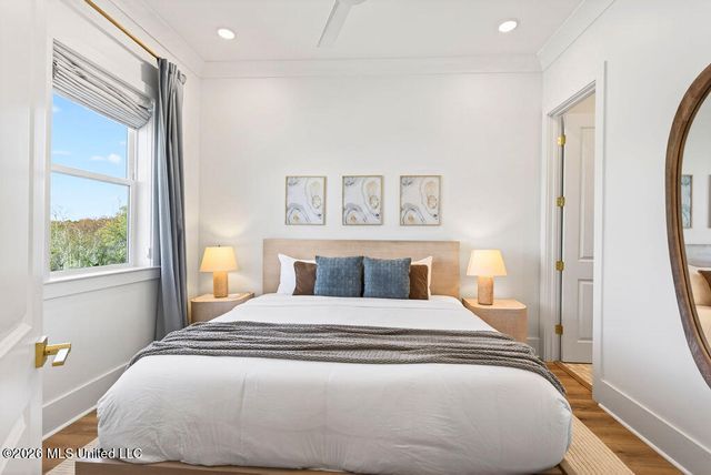 26460 W Beach Boulevard, Pass Christian, MS 39571