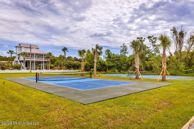 26460 W Beach Boulevard, Pass Christian, MS 39571