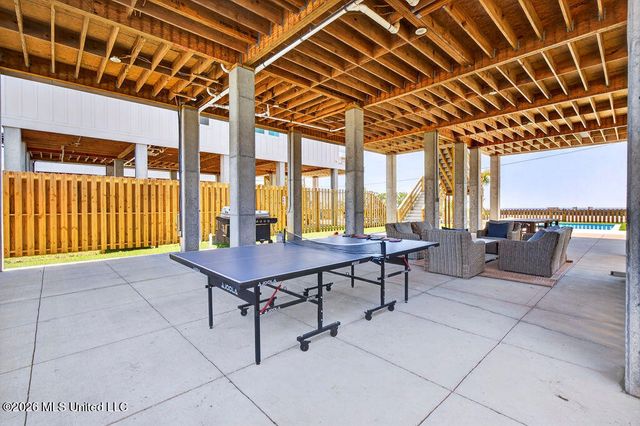 26460 W Beach Boulevard, Pass Christian, MS 39571