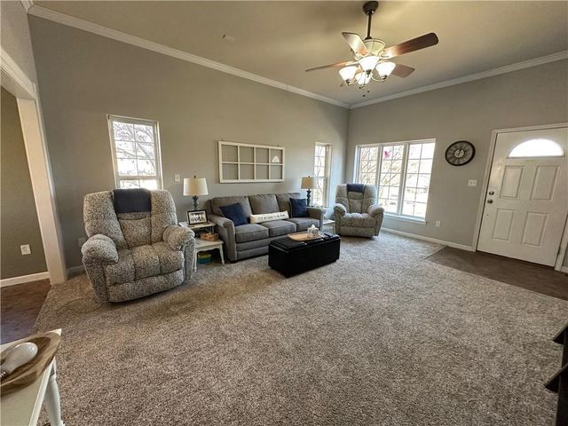 126 Memory Lane, Maryville, MO 64468